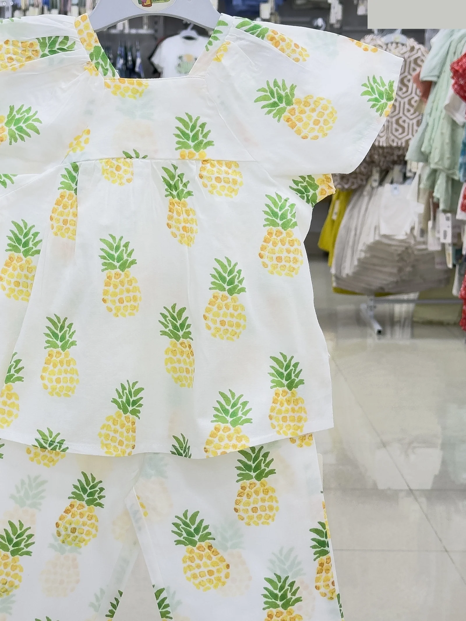 Girls 2 Pcs Set (Size-0/3 M to 6 Years ) (118933)